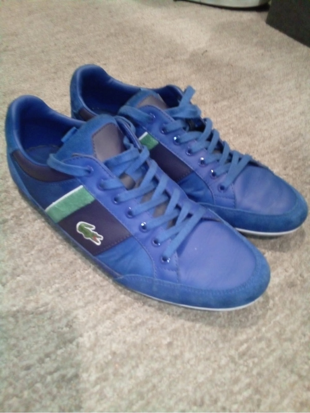 Lacoste Men’s Royal Blue Low-Top Sneakers with Green Accent